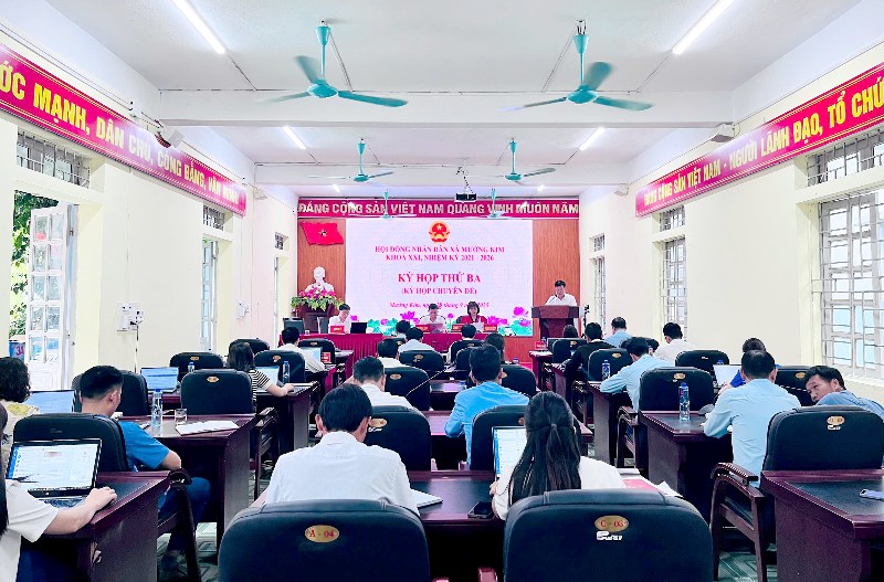 Kỳ họp thứ ba (Kỳ họp chuyên đề) HĐND xã Mường Kim
