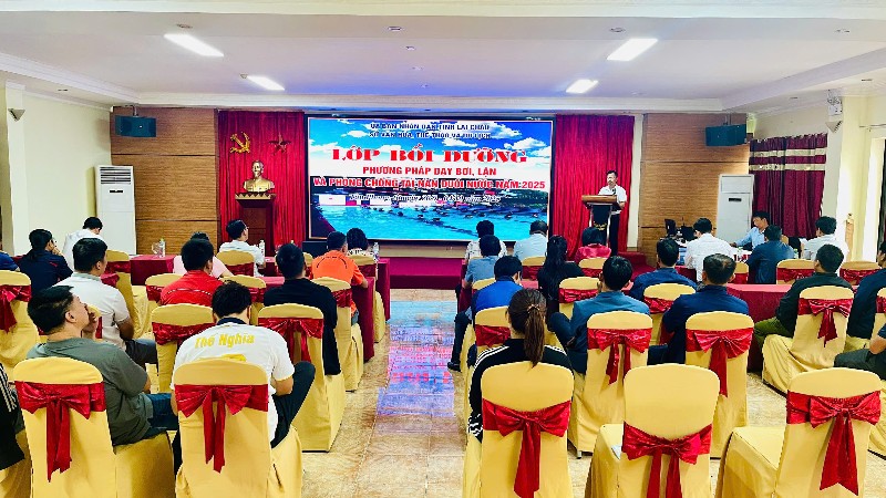 Bồi dưỡng phương pháp dạy bơi, lặn và phòng chống tai nạn đuối nước