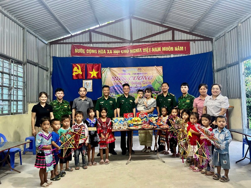 “Biên cương - đêm hội trăng rằm”