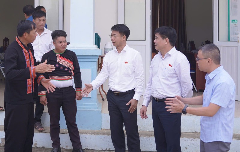 Đoàn Đại biểu Quốc hội tỉnh: Tiếp xúc cử tri tại xã Sin Suối Hồ