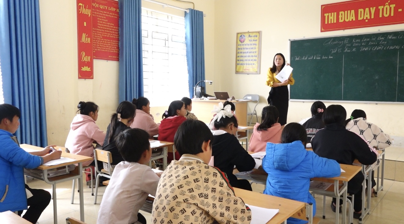 Các thầy cô giáo vùng biên luôn mong muốn thắp sáng ước mơ cho học trò vùng biên