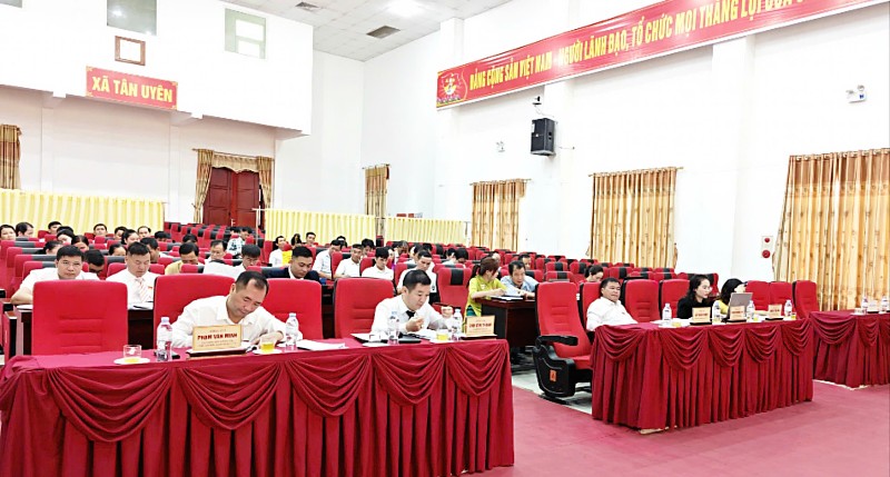 Kỳ họp thứ 3 HĐND xã Tân Uyên Khóa I, nhiệm kỳ 2021-2026