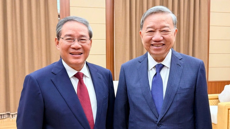 Tổng Bí thư Tô Lâm gặp Thủ tướng Quốc vụ viện Trung Quốc Lý Cường