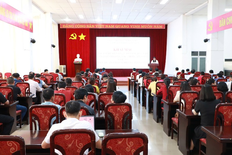 Tập huấn nâng cao năng lực cho cán bộ làm công tác thông tin cơ sở