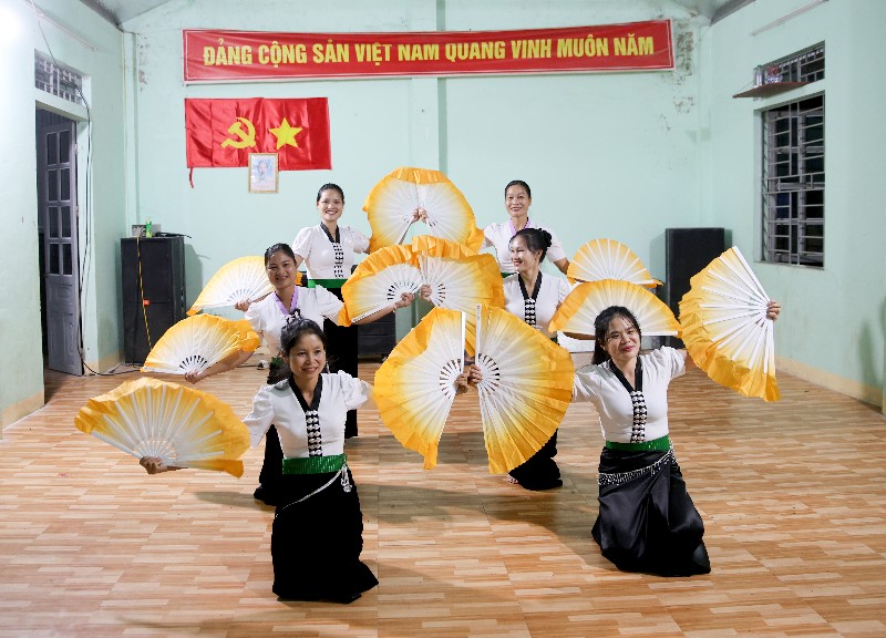 Than Uyên nâng cao đời sống tinh thần cho nhân dân