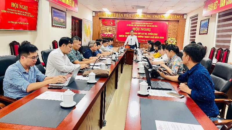 Hội nghị giao ban báo chí quý III