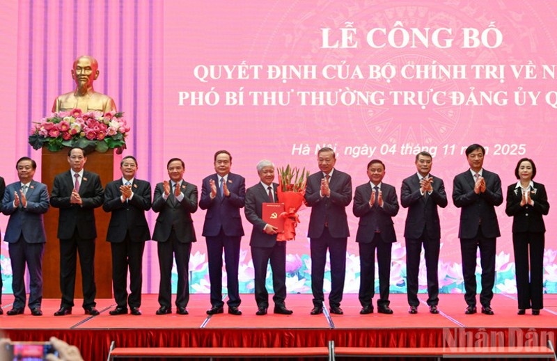 Đồng chí Đỗ Văn Chiến giữ chức Phó Bí thư Thường trực Đảng ủy Quốc hội nhiệm kỳ 2020-2025