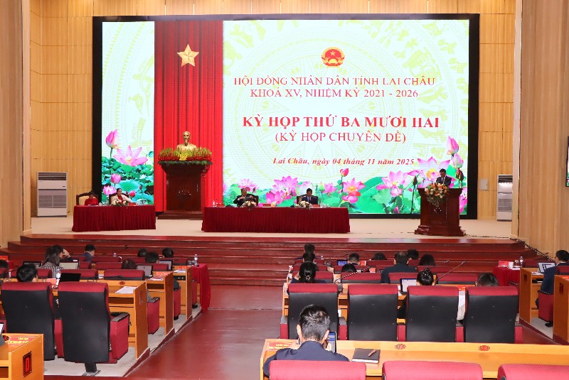 Kỳ họp thứ ba mươi hai (kỳ họp chuyên đề) HĐND tỉnh khóa XV, nhiệm kỳ 2021-2026