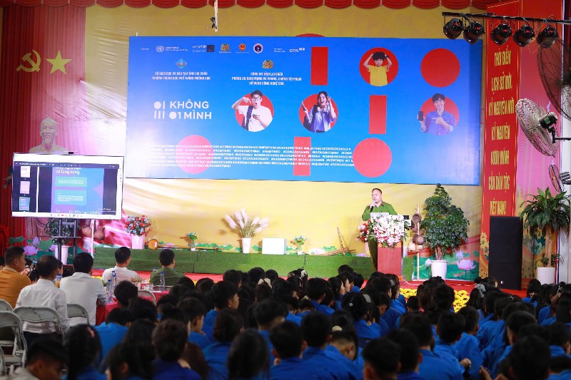 Chương trình Workshop “Không Một Mình - Cùng nhau an toàn trực tuyến”