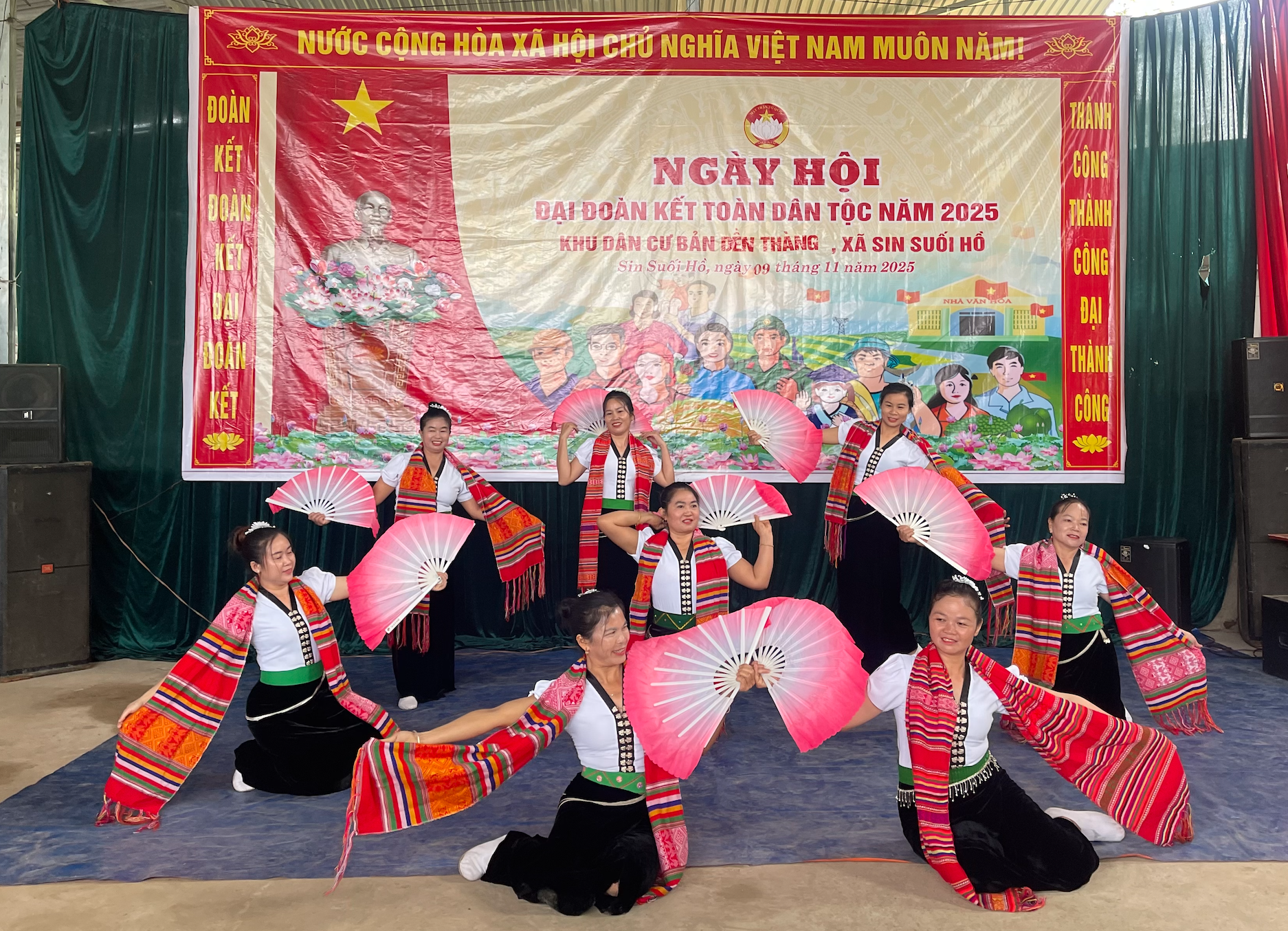 Khu dân cư bản Dền Thàng (xã Sin Suối Hồ): Ngày hội Đại đoàn kết toàn dân tộc năm 2025