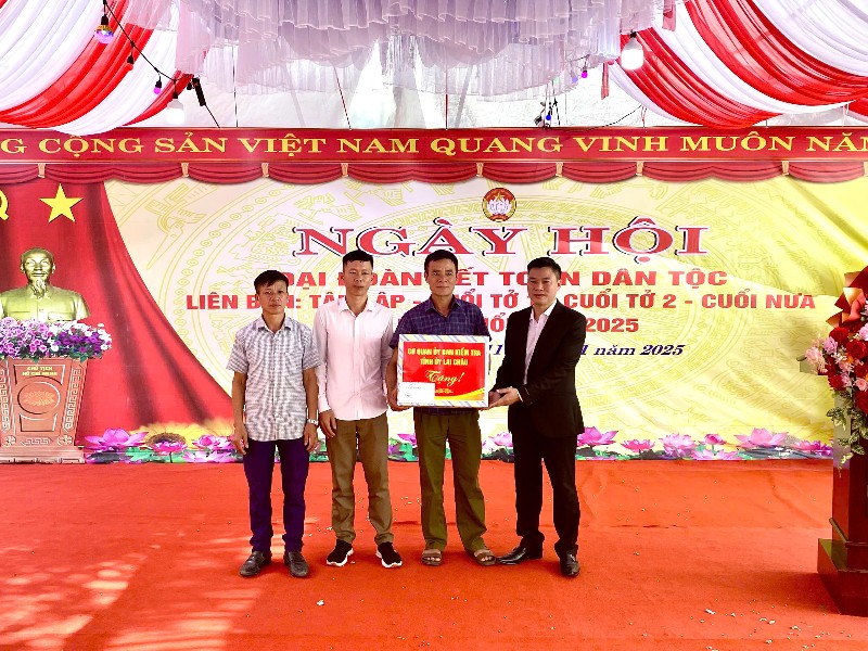 Ngày hội Đại đoàn kết toàn dân tộc liên khu dân cư: Tân Lập, Cuổi Tở 1, Cuổi Tở 2, Cuổi Nưa