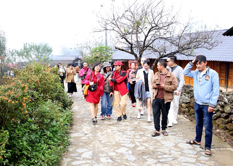Chương trình Famtrip “Khám phá Lai Châu”