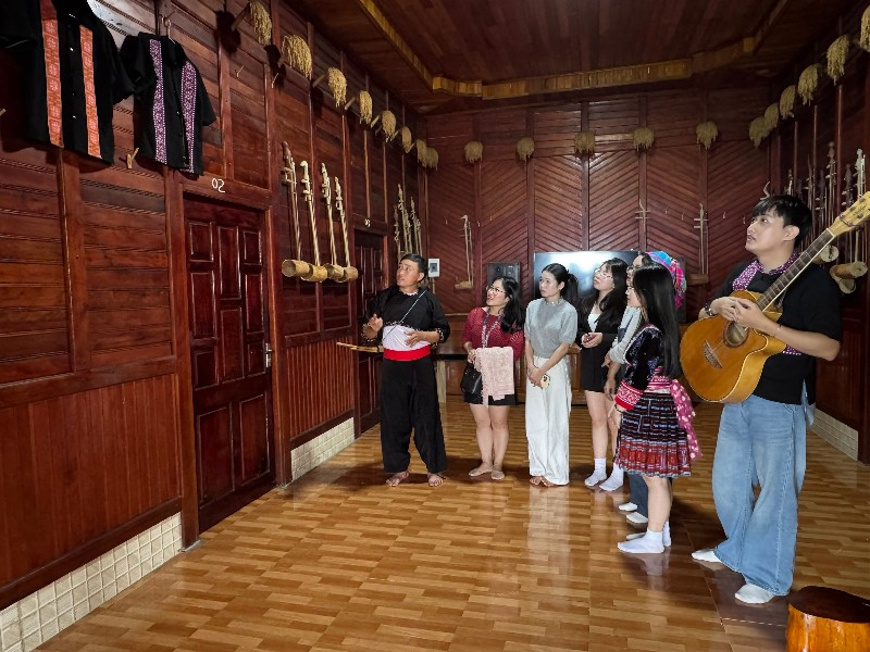 Gắn xây dựng nông thôn mới với phát triển du lịch cộng đồng 