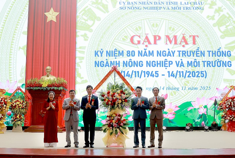 Gặp mặt kỷ niệm 80 năm Ngày Truyền thống ngành Nông nghiệp và Môi trường (14/11/1945 - 14/11/2025)