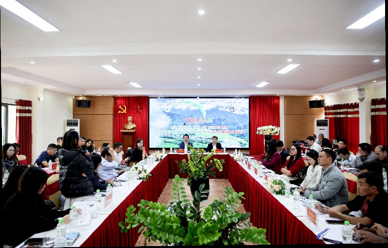 Toạ đàm “Xúc tiến phát triển các tour du lịch kết nối thị trường khách quốc tế từ Hà Nội đến Lai Châu” 