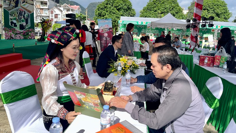 Phiên kết nối trực tiếp giữa các nhà cung cấp và doanh nghiệp