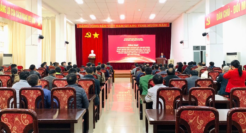 Tập huấn nâng cao năng lực cho đối tượng tuyên truyền viên cơ sở ở thôn, bản, tổ dân phố