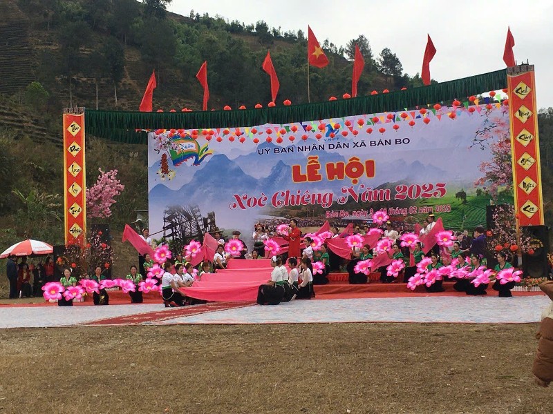 Phụ nữ xã Bản Bo bảo tồn văn hóa