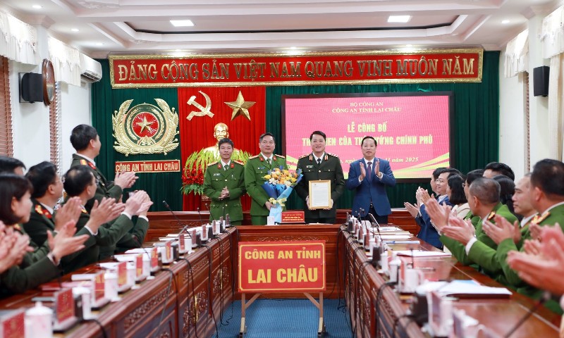 Công an tỉnh: Công bố Thư khen của Thủ tướng Chính phủ