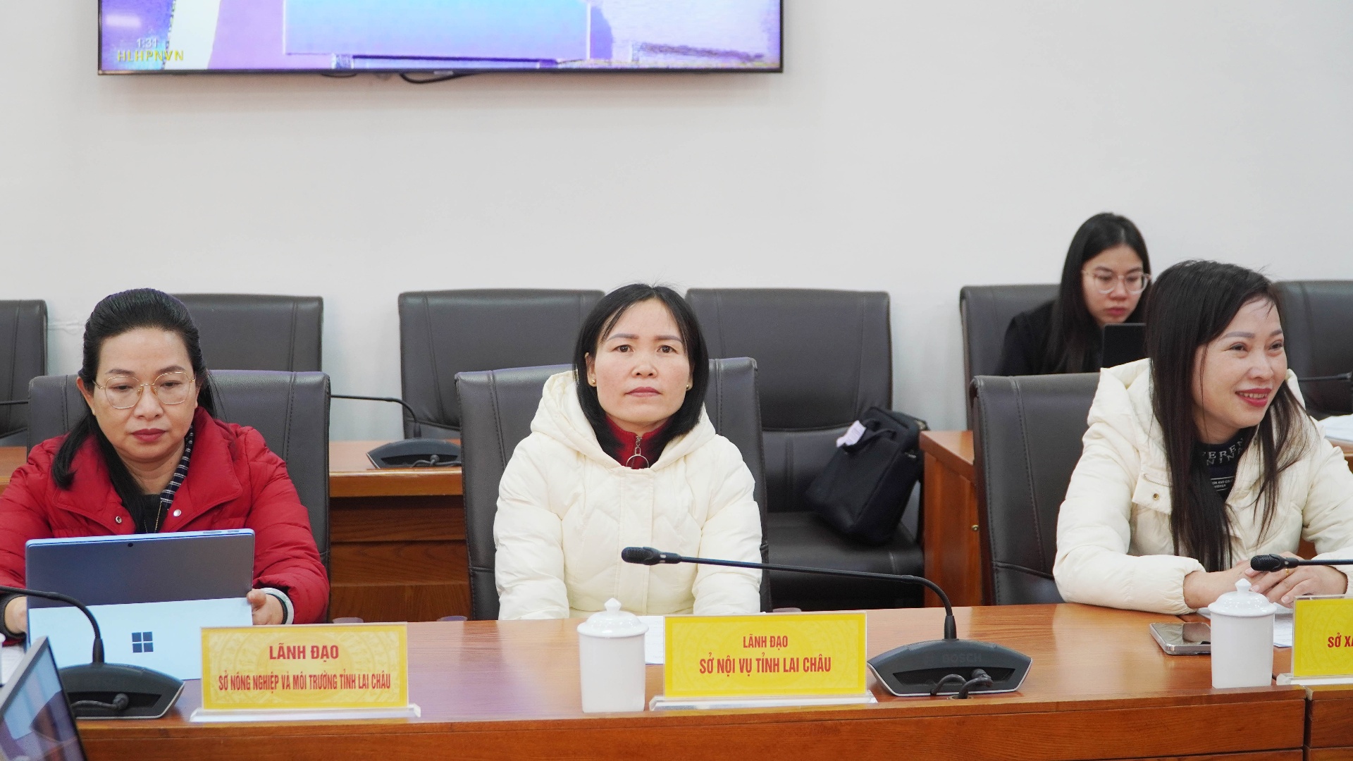 Các nữ đại biểu dự hội nghị tại điểm cầu tỉnh Lai Châu.