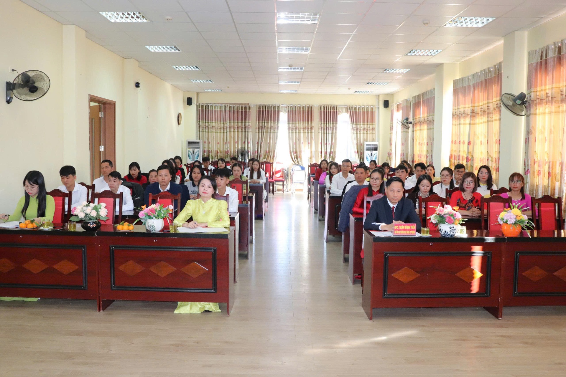 Quang cảnh buổi bế mạc