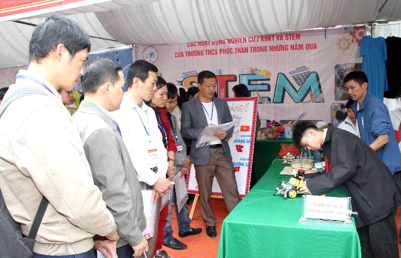 Ngày hội STEM và chuyển đổi số trong giáo dục xã Mường Than năm 2025