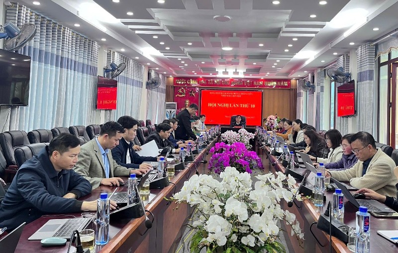 Ban Chấp hành Đảng bộ xã Than Uyên nhiệm kỳ 2025-2030: Hội nghị lần thứ 10