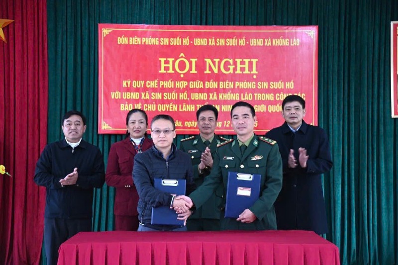 Ký quy chế phối hợp trong công tác bảo vệ chủ quyền lãnh thổ, an ninh biên giới quốc gia