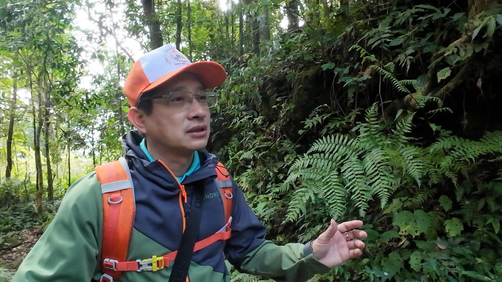 Anh Nguyễn Việt Hưng – Giám đốc Công ty TNHH thương mại & du lịch Hưng Việt