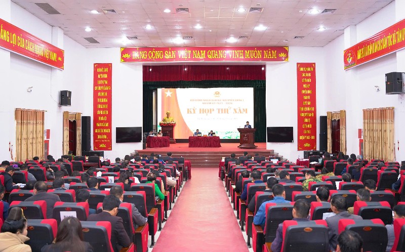 Khai mạc Kỳ họp thứ năm HĐND xã Tân Uyên khóa I, nhiệm kỳ 2021 - 2026