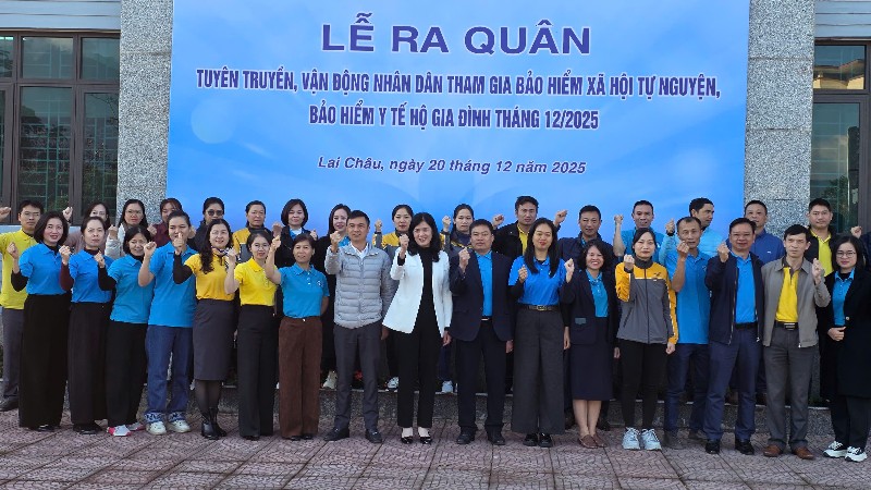 Ra quân tuyên truyền, vận động nhân dân tham gia bảo hiểm xã hội tự nguyện, bảo hiểm y tế hộ gia đình