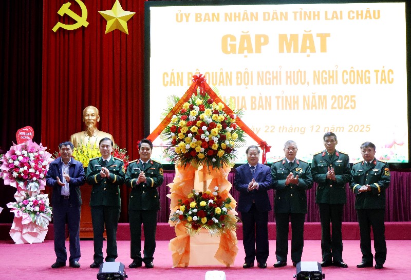 Gặp mặt cán bộ Quân đội nghỉ hưu, nghỉ công tác trên địa bàn tỉnh năm 2025