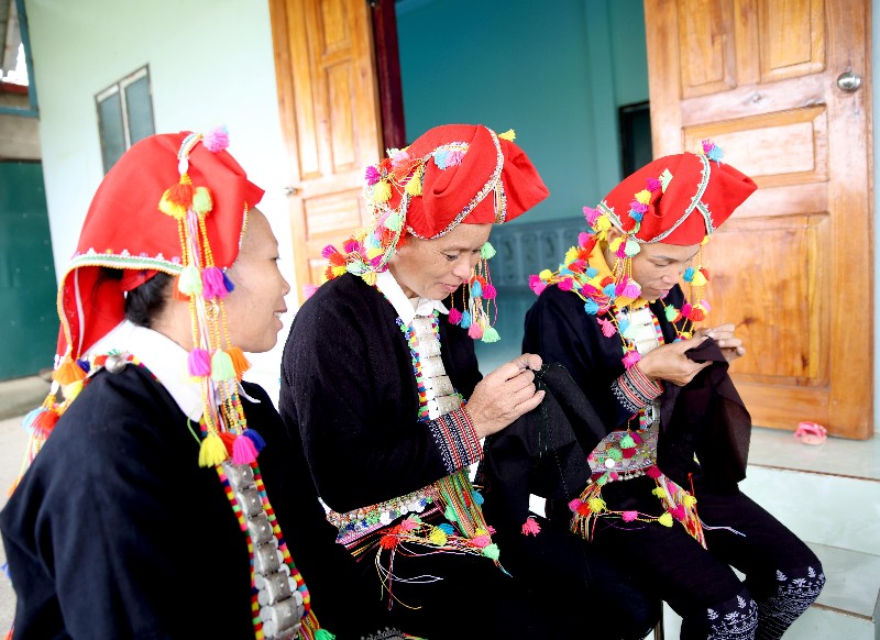 Gìn giữ bản sắc văn hoá dân tộc Dao đỏ