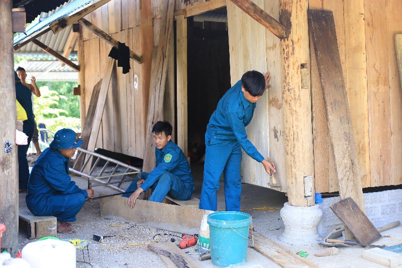 Lê Lợi thay áo mới