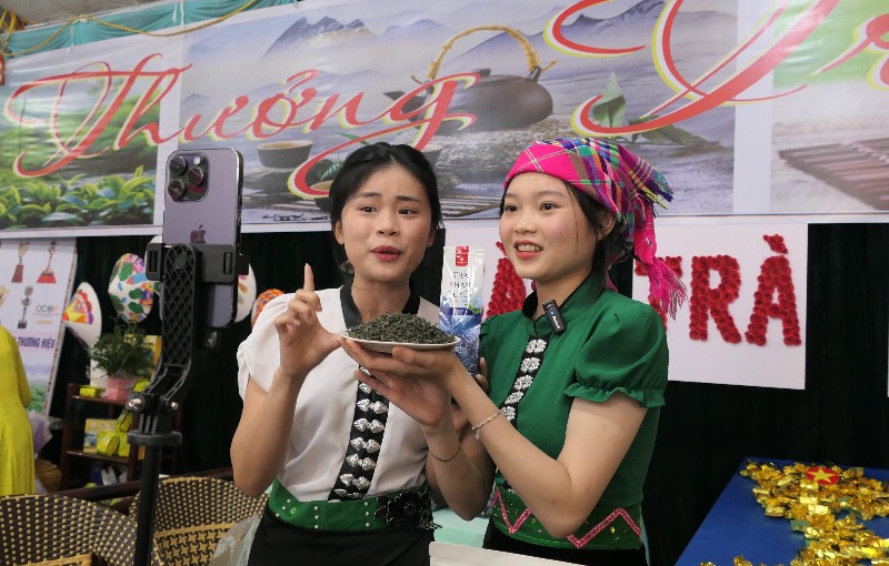 Viettel Lai Châu: Nộp ngân sách địa phương hơn 14 tỷ đồng 