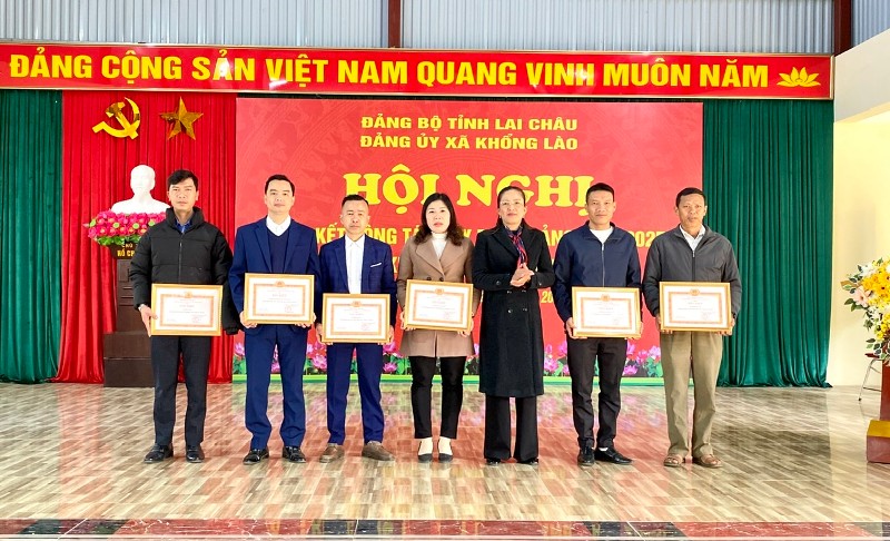 Đảng ủy xã Khổng Lào tổng kết công tác xây dựng Đảng năm 2025