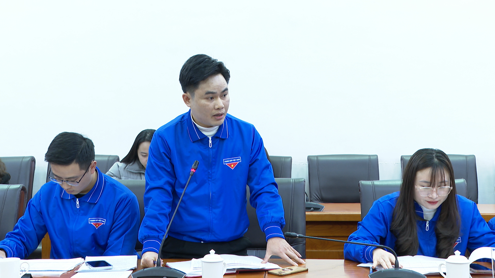 Đại biểu tham gia ý kiến tại Hội nghị