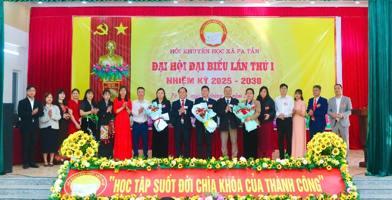 Đại hội Đại biểu Hội Khuyến học xã Pa Tần lần thứ nhất