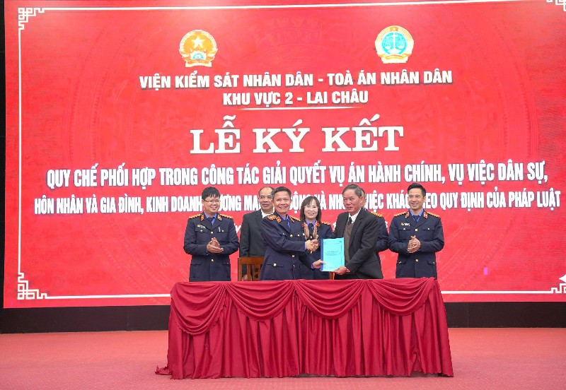 Ký kết các quy chế phối hợp trong công tác pháp luật và giải quyết các vụ án hành chính, vụ việc dân sự, kinh doanh, thương mại