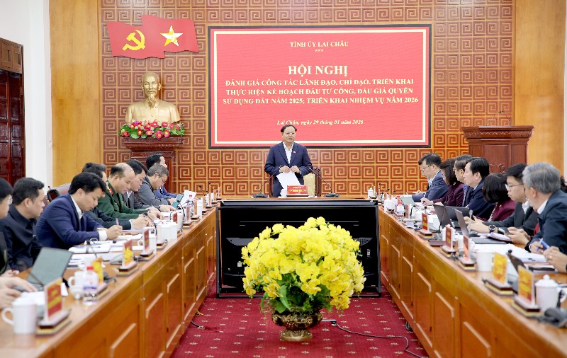 Hội nghị đánh giá công tác lãnh, chỉ đạo, triển khai thực hiện kế hoạch đầu tư công, đấu giá quyền sử dụng đất năm 2025, triển khai nhiệm vụ năm 2026