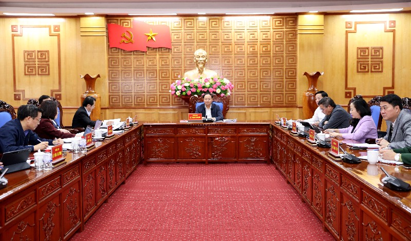 Họp Ban Thường vụ Tỉnh uỷ 