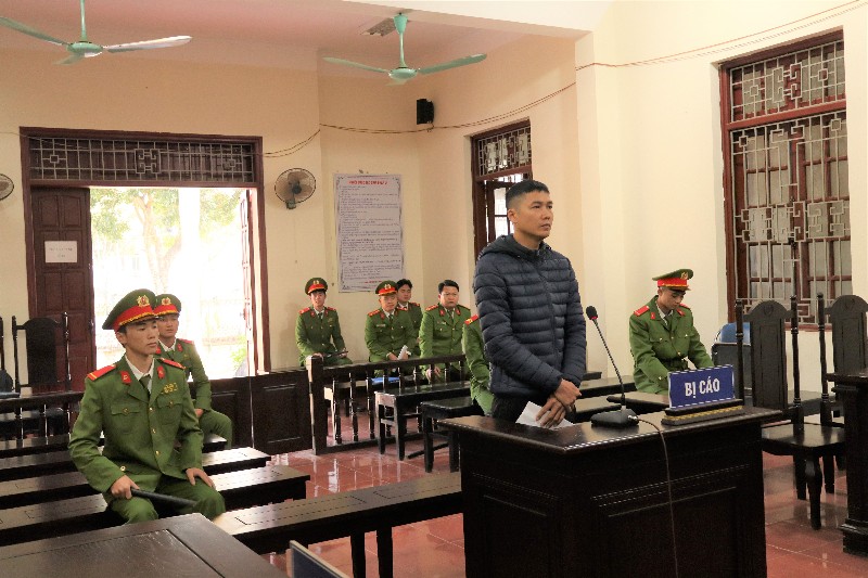 Xét xử vụ án “Sản xuất, buôn bán hàng giả”