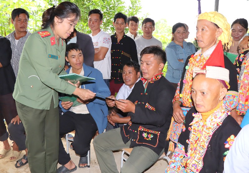 Bảo vệ nền tảng tư tưởng của Đảng trong thời đại số