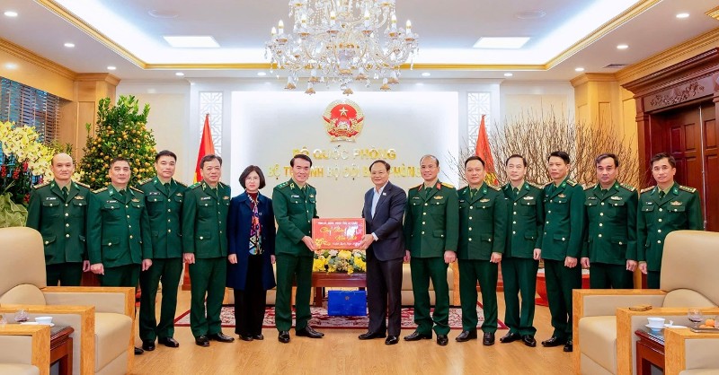 Bí thư Tỉnh ủy Lê Minh Ngân thăm, chúc Tết Bộ Tư lệnh Bộ đội Biên phòng