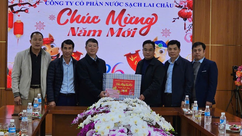Liên đoàn Lao động tỉnh thăm, chúc Tết nhân dịp Tết Nguyên đán 2026