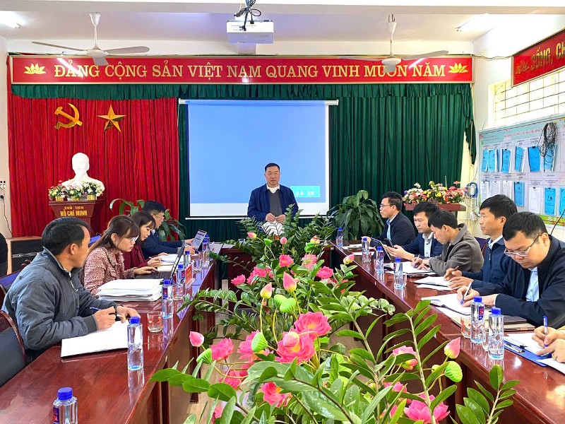 Đoàn kiểm tra số 1 của Ủy ban Bầu cử tỉnh kiểm tra công tác chuẩn bị bầu cử tại xã Sì Lở Lầu