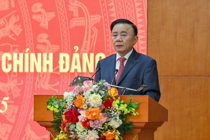 Quy định mới của Bộ Chính trị về chế độ đảng phí