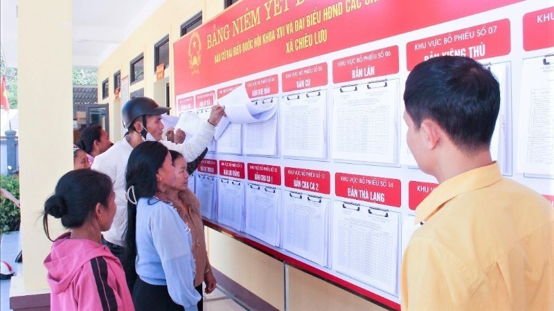 Việc tổ chức bầu cử ở các khu vực bỏ phiếu sớm được quy định như thế nào?