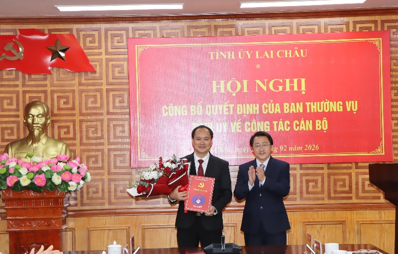 Hội nghị công bố quyết định của Ban Thường vụ Tỉnh ủy về công tác cán bộ