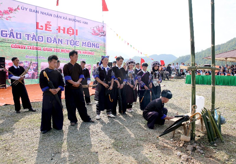 Đặc sắc lễ hội Gầu Tào xã Mường Kim